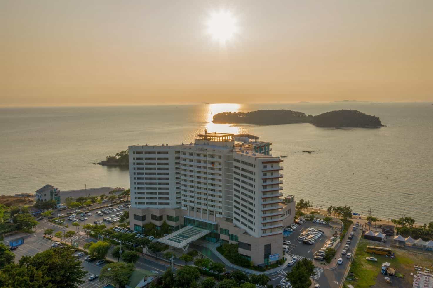 Beache Palace