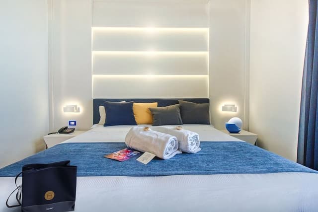 Deluxe Double or Twin Room, Sea View