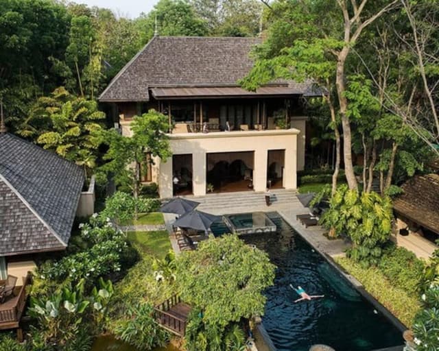 Four Bedroom Grand Residence Villa with Pool