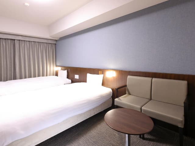 Twin Room - Non-Smoking