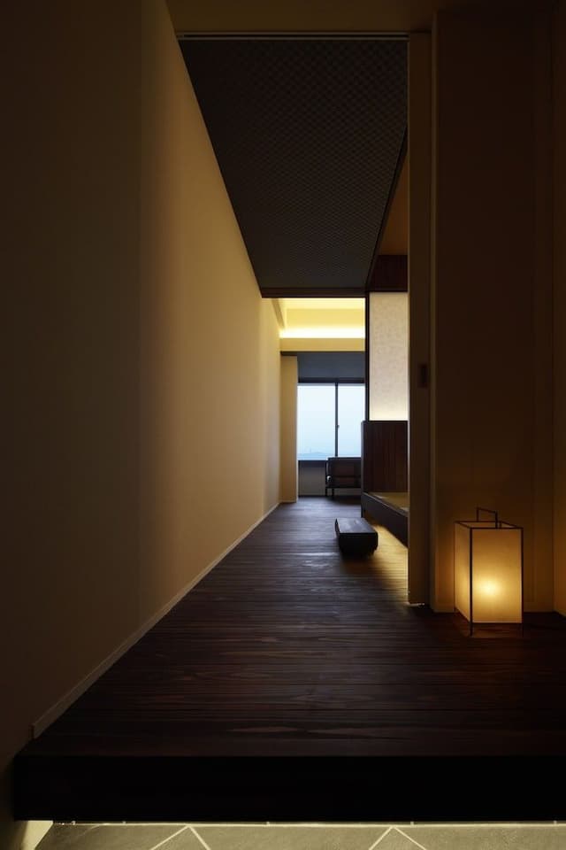 Japanese Western Twin Room with Shower and Mountain View, Non-Smoking - West Wing