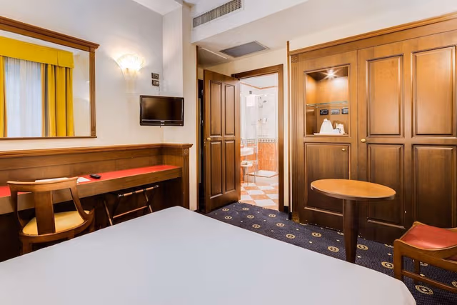 Superior Room, 1 Queen Bed, Non Smoking