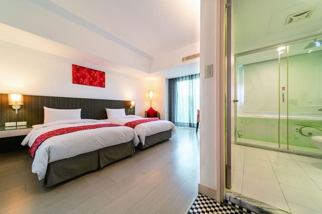 Deluxe Twin Room