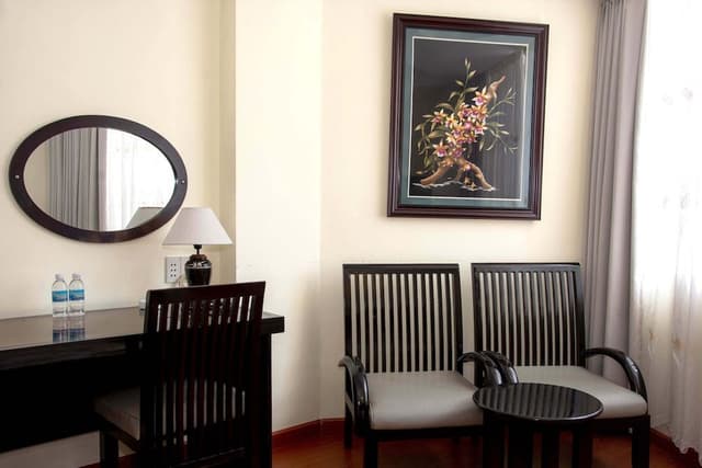 Superior Triple Room, Non Smoking, City View