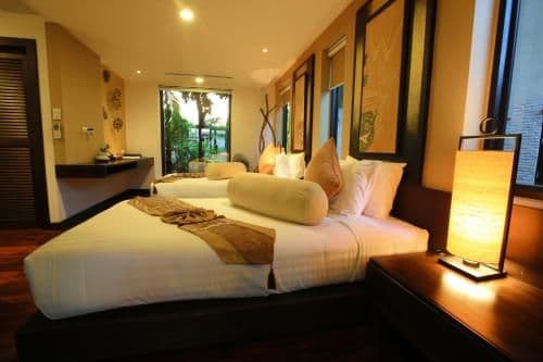 Family Pool Villa