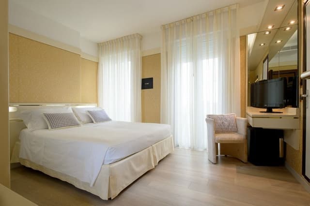 Classic Double or Twin Room