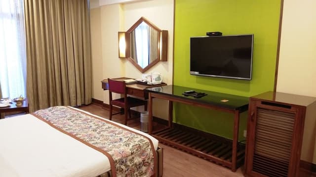 Executive Room