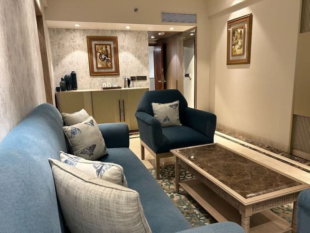 Executive Suite