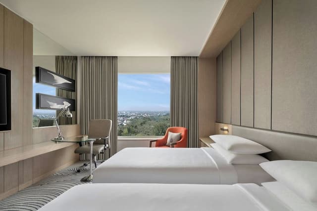 Deluxe Room, 1 Twin Bed, City View