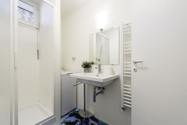 Basic Apartment, 3 Bedrooms