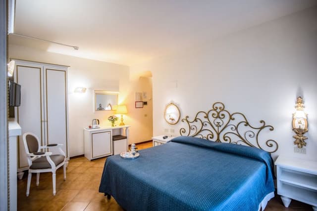 Classic Double Room