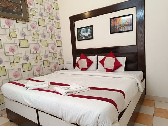 Standard Room (Non AC)