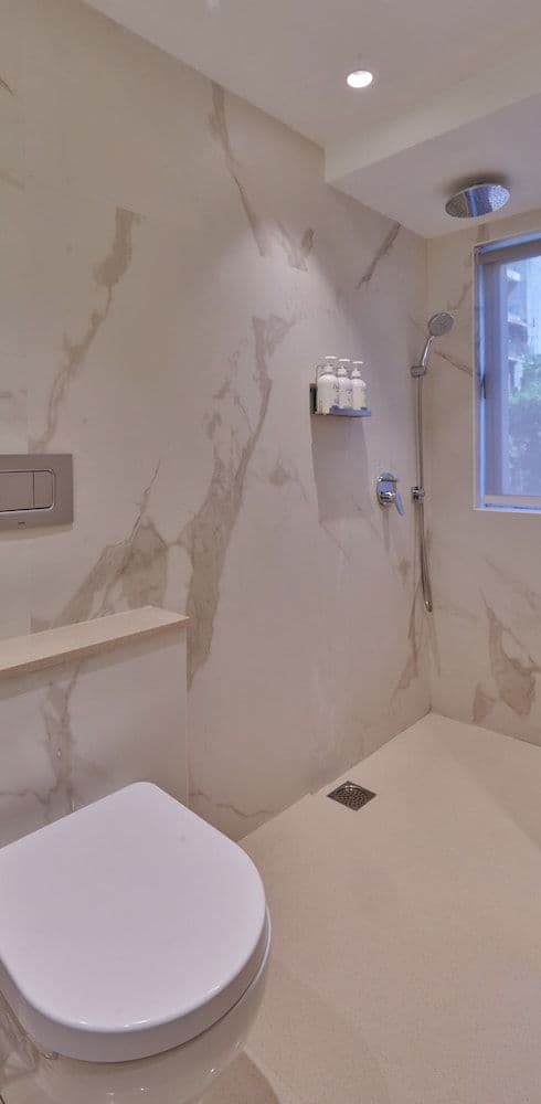 Executive Room, 1 Double or 2 Twin Beds