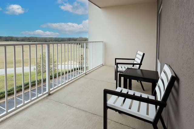 Suite, 1 King Bed, Non Smoking, Balcony