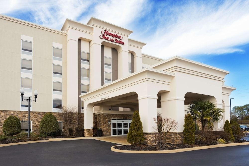 HAMPTON INN - SUITES LANETT-WE2