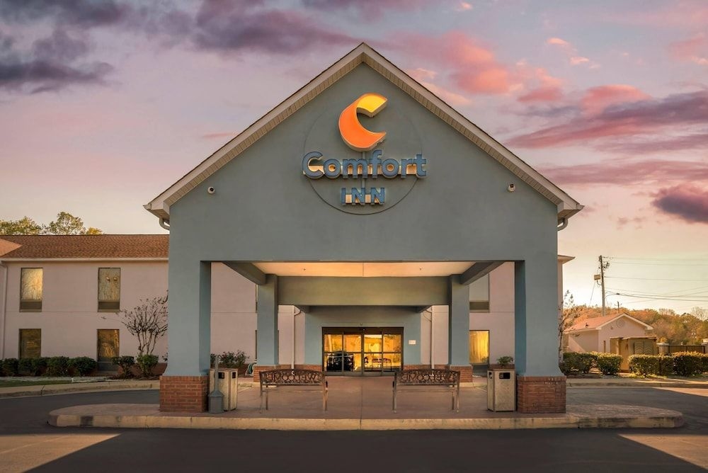 COMFORT INN LIVINGSTON0