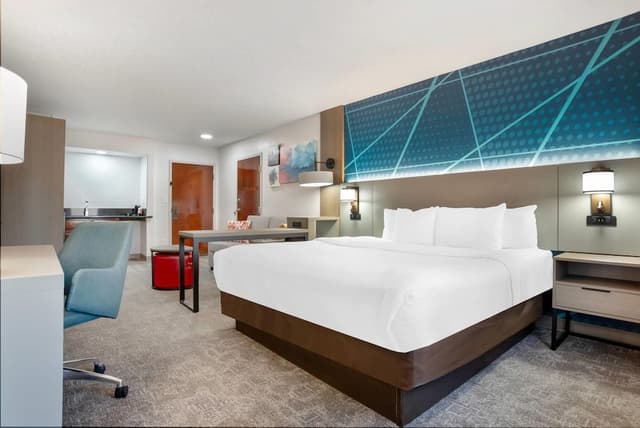 Standard Room, 1 King Bed, Non Smoking