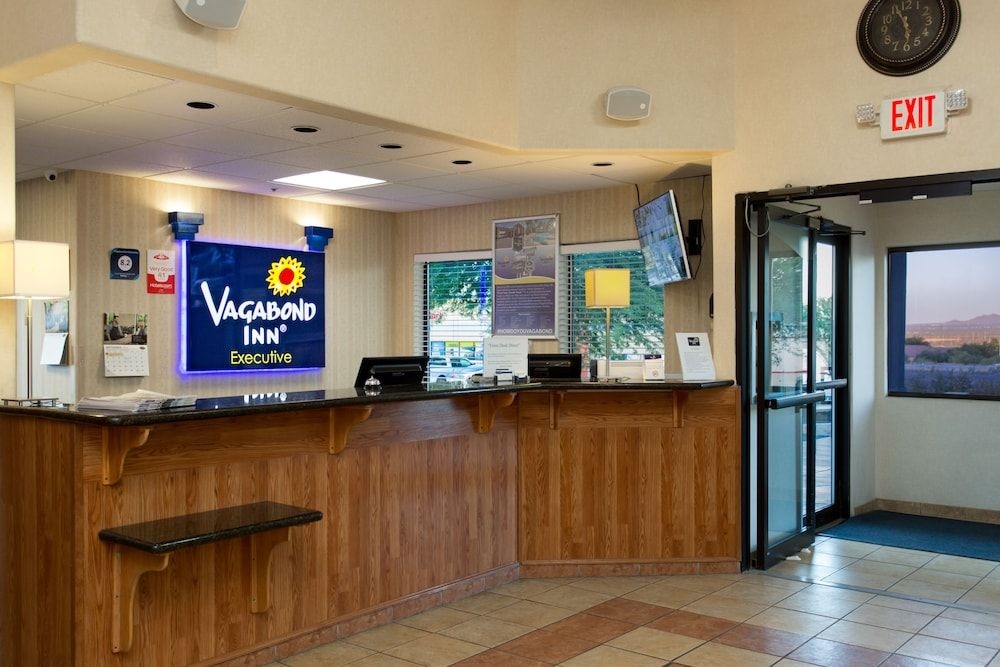 HOLIDAY INN EXPRESS GREEN VALLEY0