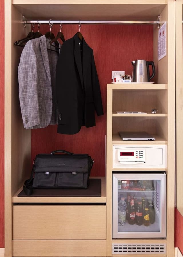 Family Room, 1 King Bed, Non Smoking (Bunk beds)
