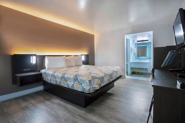 Standard Room, 1 King Bed, Non Smoking, Refrigerator & Microwave