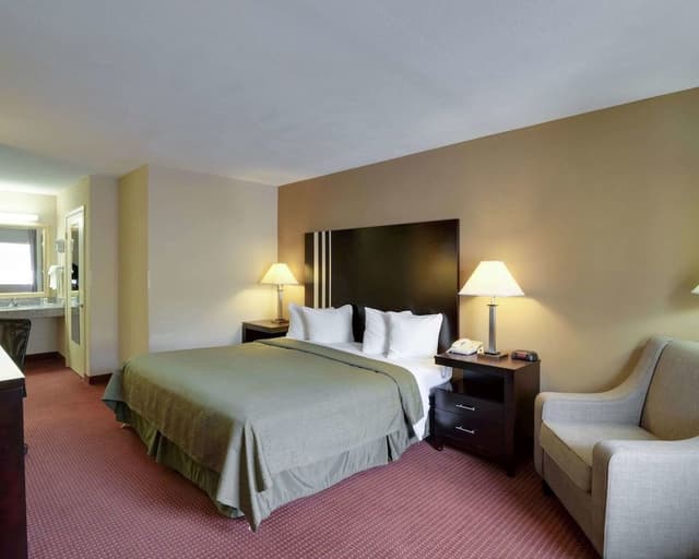 Room, 1 King Bed, Accessible