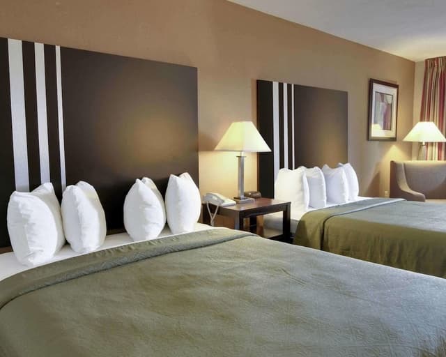 Standard Room, 2 Queen Beds, Non Smoking