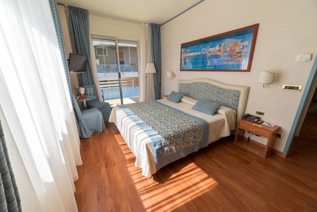 Superior Double Room, Partial Sea View