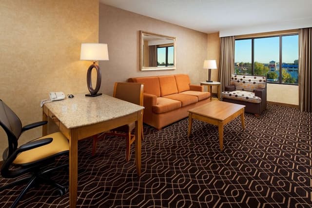 1 Bedroom 2 Queen Suite