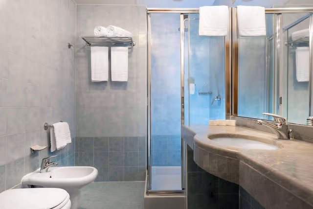 Standard Room, Multiple Beds, Non Smoking