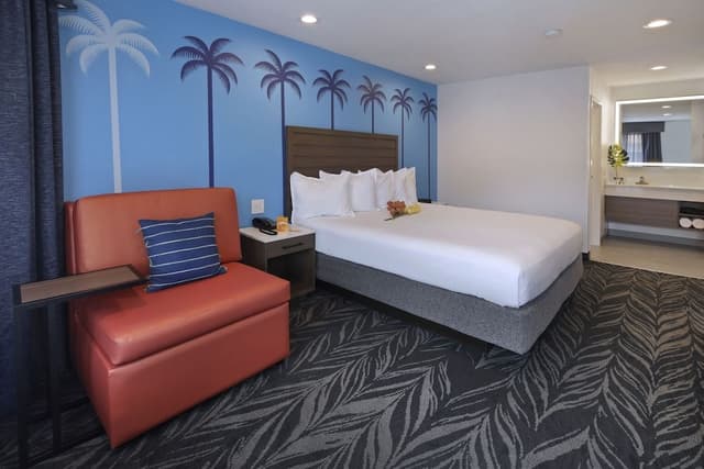 Standard Room, 1 King Bed