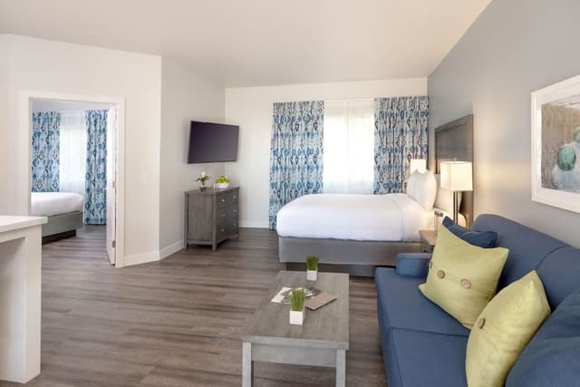 Suite, 2 Queen Beds, Kitchen, Ocean View