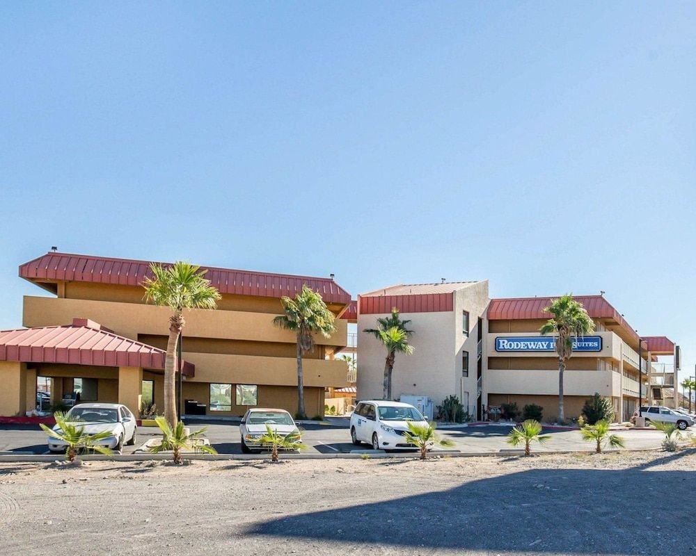RODEWAY INN & SUITES NEEDLES1