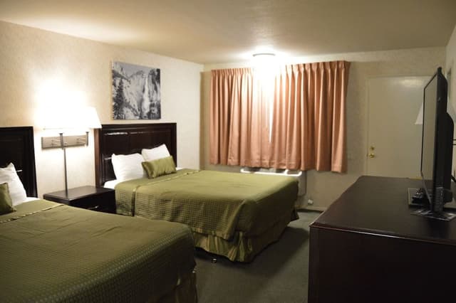 Standard Room, 2 Queen Beds