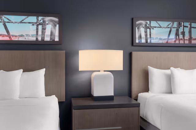 Suite, Multiple Beds, Kitchen