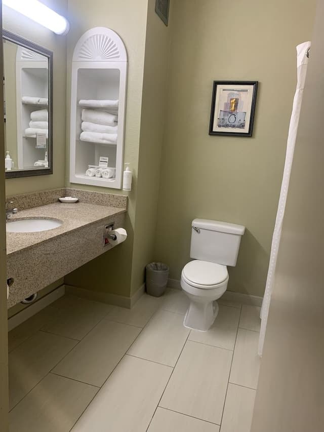Room, 2 Queen Beds, Non Smoking