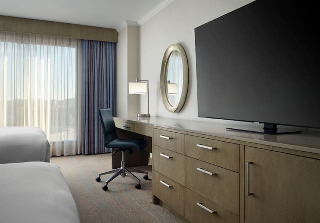 Room, 2 Queen Beds