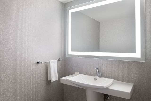 Premium Suite, 1 Bedroom, Corner
