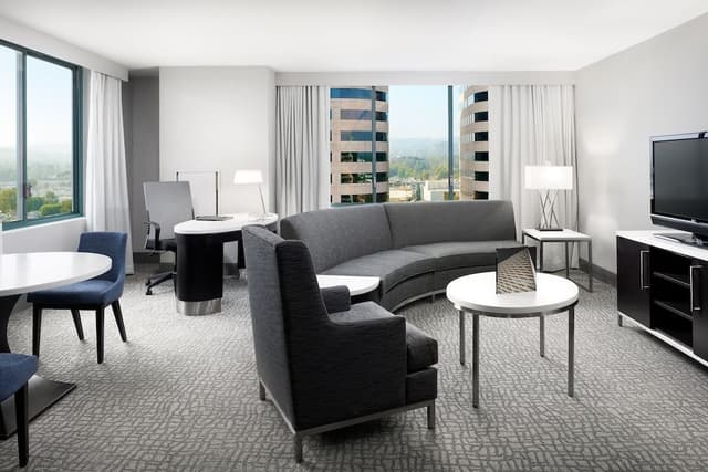 Premium Suite, 1 Bedroom, Corner
