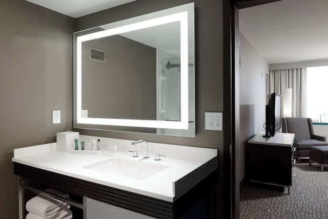 Premium Suite, 1 Bedroom, Corner