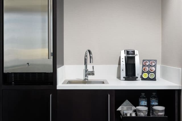 Premium Suite, 1 Bedroom, Corner