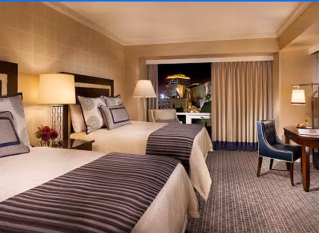 Deluxe Room, 2 Double Beds, Accessible