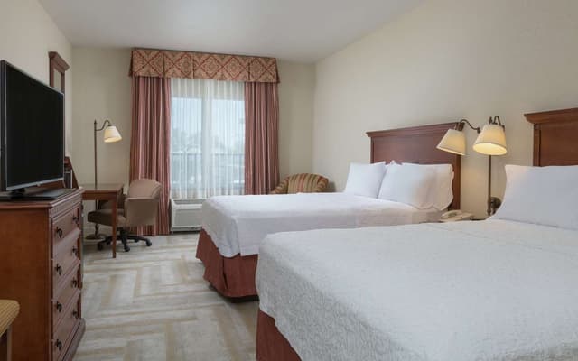 2 QUEEN BEDS NONSMOKING