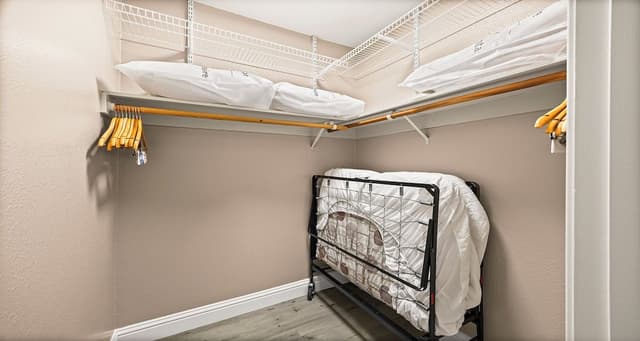 Standard Apartment, 1 King Bed, Non Smoking, Kitchen (with Sofabed, Full Kitchen)