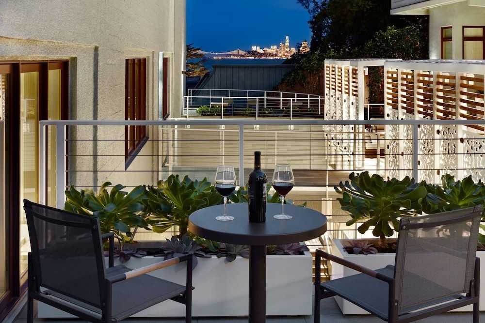 Casa Madrona Hotel & Spa4