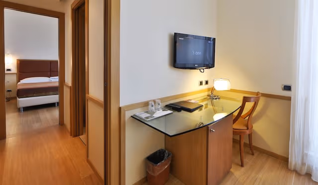 Comfort Room, 1 Queen Bed
