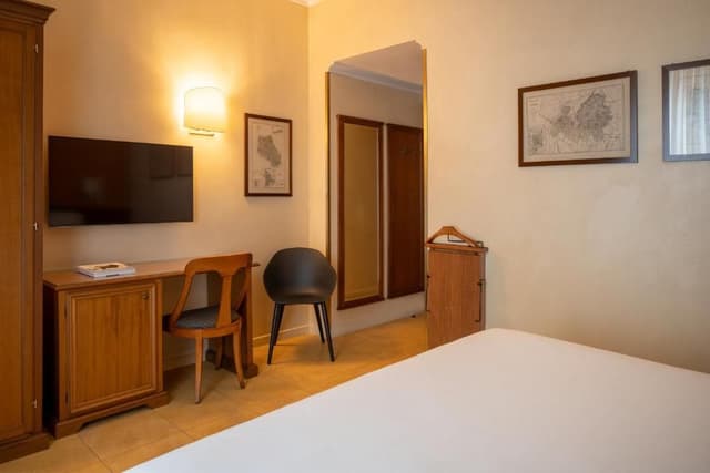 Classic Double Room