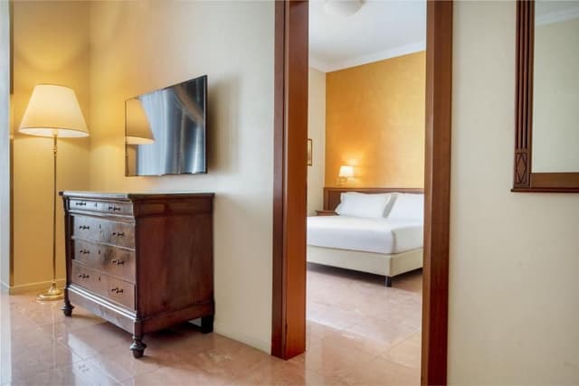 Suite with Sofa Bed