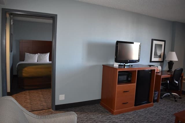 Suite, Multiple Beds, Non Smoking