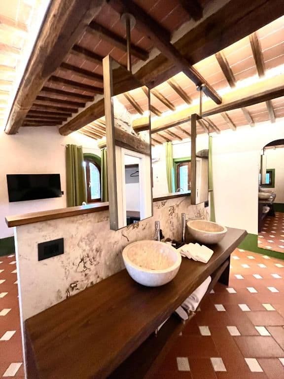 Suite with Spa Bath