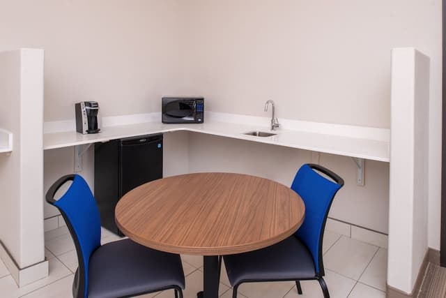 Suite, 1 Bedroom, Jetted Tub